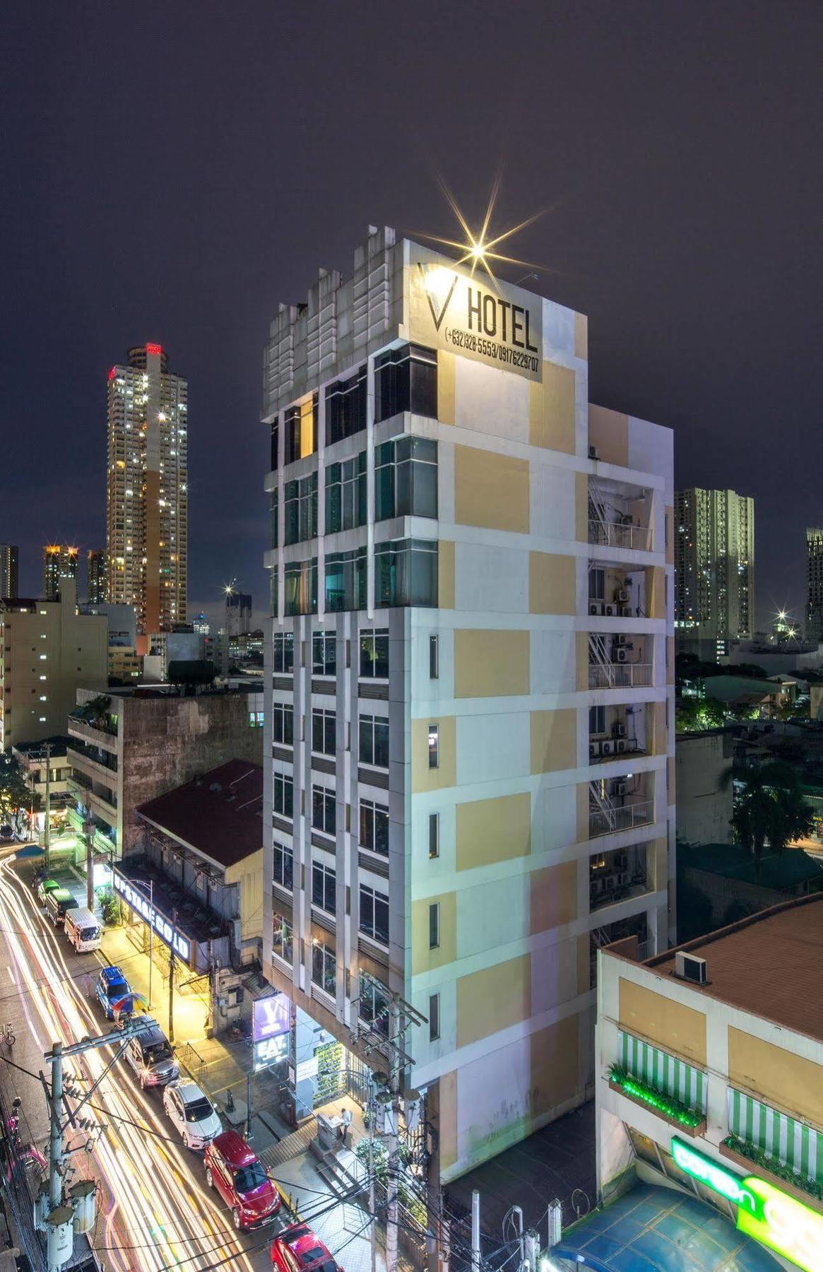 V Hotel Manila Exterior photo